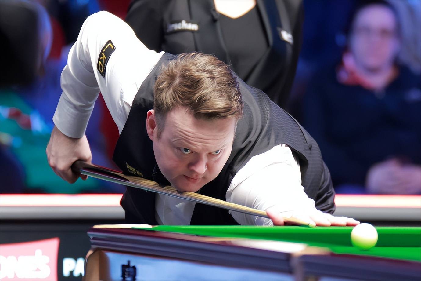 转会市场中 转会市场中