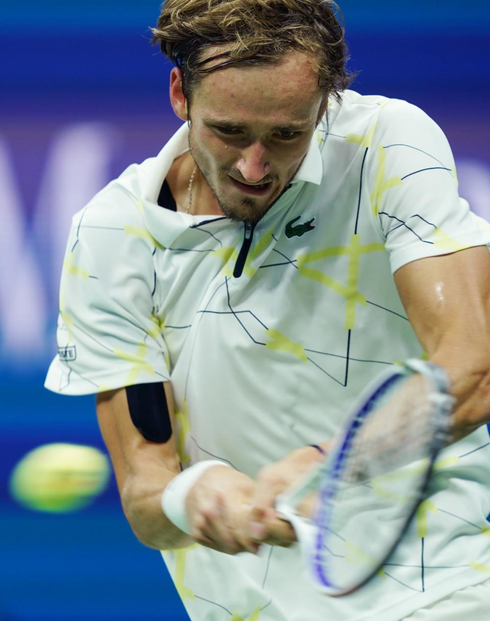 定坚实基础 定坚实基础